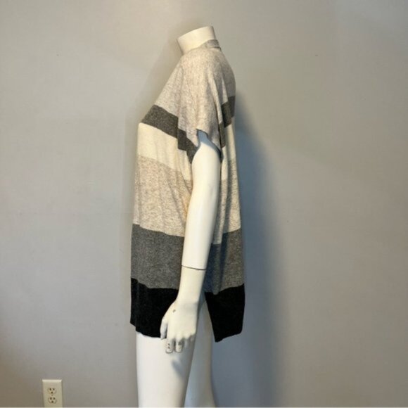 Ann Taylor LOFT Gray Colorblock Thin Knit Open Poncho Cardigan Sweater Size XS/S - Picture 12 of 13